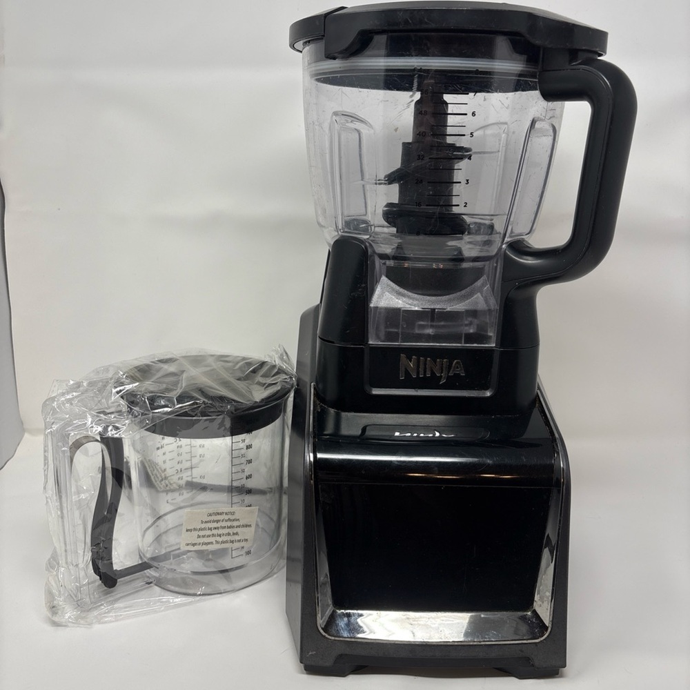 Ninja Black and Clear Blender Set